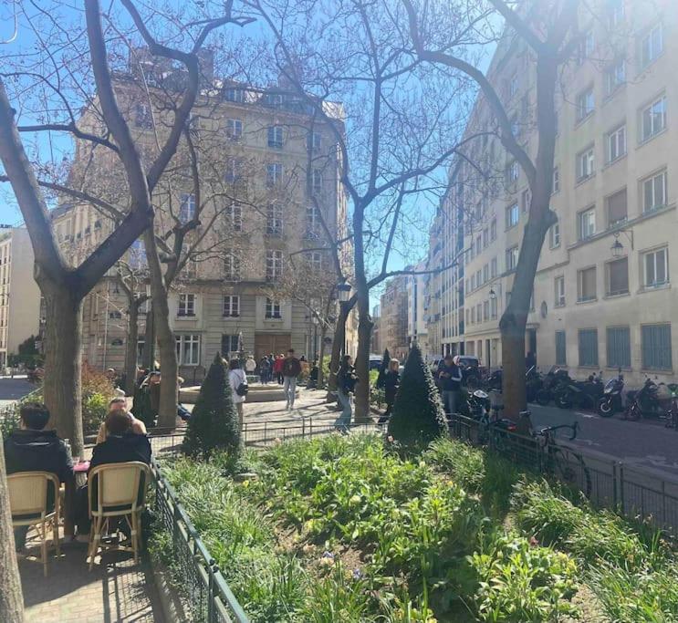 Emily In Paris Cosy Studio Apartment Exterior photo